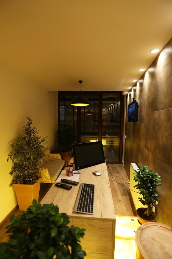 Saray Hotel Prizren Extérieur photo